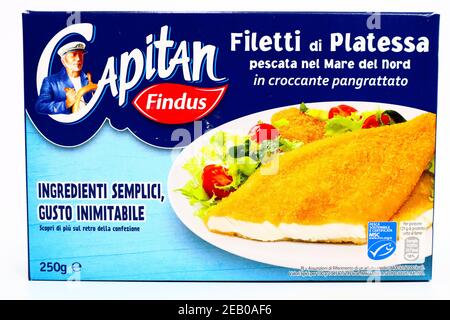 Captain FINDUS Plaice Filets in Crispy Breadcrumbs. Findus ist eine Tiefkühlmarke der Nomad Foods Group Stockfoto