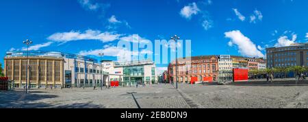 DORTMUND, 30. APRIL 2018: Blick auf den Hansaplatz im Zentrum von Dortmund Stockfoto