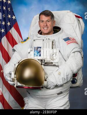 NASA Astronaut und SpaceX Crew-2 Commander Shane Kimbrough Portrait in seinem NASA EVA Space Suit im Johnson Space Center 11. August 2020 in Houston, Texas. Stockfoto