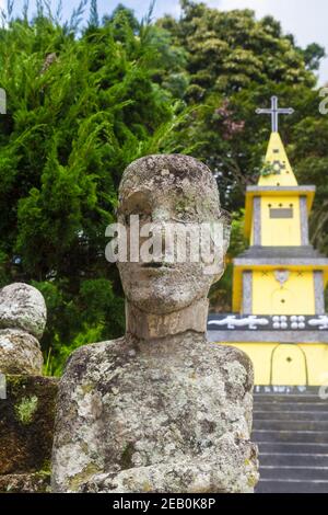 Indonesien, Sumatra, Samosir Insel, Toba See, Ambarita, Siallagan Dorf, Grab von Laga Siallagan, der erste Chef von Ambarita. Stockfoto