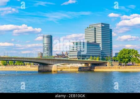 KÖLN, 11. AUGUST 2018: Kennedy-Kai in Köln Stockfoto