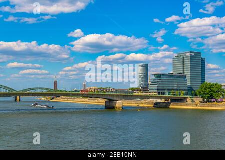 KÖLN, 11. AUGUST 2018: Kennedy-Kai in Köln Stockfoto