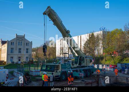 Rostock Deutschland - April 20. 2018: Kran auf einer Baustelle Stockfoto