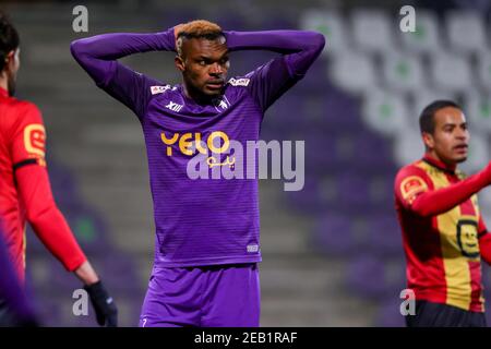 ANTWERPEN, BELGIEN - FEBRUAR 11: Segen Eleke von Beerschot VA während des Croky Cup-Spiels zwischen Beerschot und KV Mechelen im Olympiastadion auf Fe Stockfoto