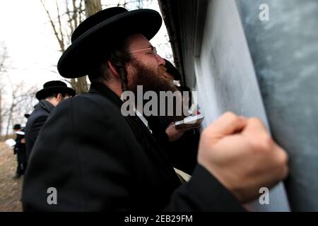 Lezajsk, POLEN - 5. MÄRZ 2018 : Todestag von Tzadik Elimelech Weissblum in Lezajsk Stockfoto