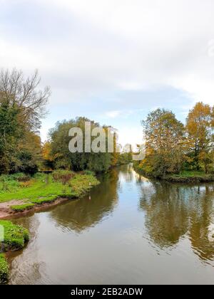 Essex Bridge im Herbst, Staffordshire Great Haywood, Stafford, Black Country, River Trent, Stream, Shugborough Hall Estate, Cannock Stockfoto