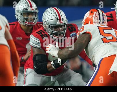 (DATEI FOTOS).ehemalige Ohio State Buckeies (52) Wyatt Davis wird voraussichtlich in der 1st oder 2nd Runde des 2021 NFL Draft gehen, hier ist er am 28. Dezember 2019 im Vergleich zu den Clemson Tigers, der NFL Draft wird in Cleveland, Ohio am 29. April 2021 stattfinden. (Obligatorische Gutschrift: Jose/MarinMedia.org/Cal Sport Media) (absoluter vollständiger Fotograf und Credits erforderlich) Stockfoto