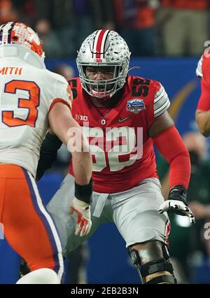 (DATEI FOTOS).ehemalige Ohio State Buckeies (52) Wyatt Davis wird voraussichtlich in der 1st oder 2nd Runde des 2021 NFL Draft gehen, hier ist er am 28. Dezember 2019 im Vergleich zu den Clemson Tigers, der NFL Draft wird in Cleveland, Ohio am 29. April 2021 stattfinden. (Obligatorische Gutschrift: Jose/MarinMedia.org/Cal Sport Media) (absoluter vollständiger Fotograf und Credits erforderlich) Stockfoto