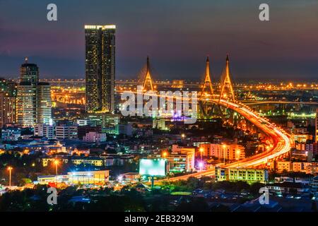 Bhumibol Brücke in Thailand (die industrielle Ringstraße Brücke) in Thailand. Stockfoto