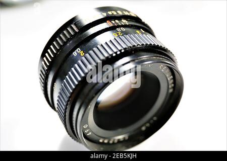 Film, Kamera, Streifen, Kino, weiß, Film, Hintergrund, isoliert, Rolle, digital, negativ, leer, retro, Rahmen, Filmstreifen, Ausrüstung, Bild, entertai Stockfoto