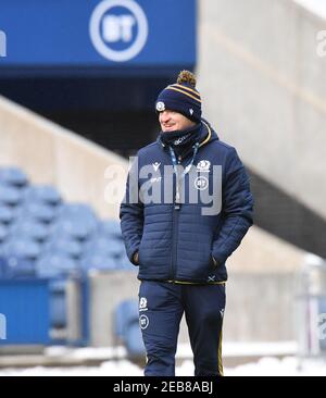 BT Murrayfield Stadium, Edinburgh.Schottland UK,12th Feb 21. Schottland Rugby Squad Trainingseinheit für das Guinness Six Nations Spiel gegen Wales Schottland Cheftrainer Gregor Townsend in einer selbstbewussten Stimmung . Kredit: eric mccowat/Alamy Live Nachrichten Stockfoto