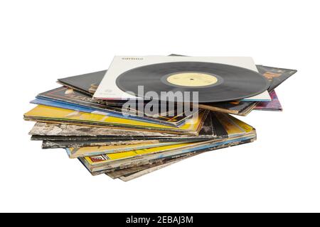 POZNAN, POLEN - 04. Feb 2021: Schallplatten mit Shaddow auf weißem Hintergrund Stockfoto