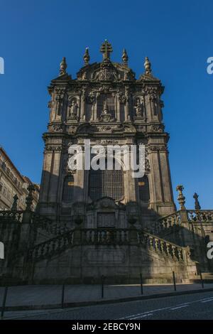 Igreja dos Clérigos (Clerigos Kirche) in der Stadt Porto, Portugal Stockfoto