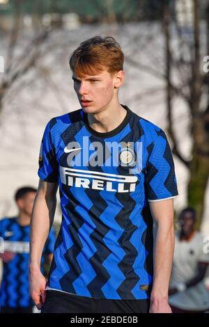 Mailand, Italien. 11th, Februar 2021. Lado Akhalaia (20) von Inter U-19 gesehen während der Campionato Primavera 1 Spiel zwischen Inter und Roma im Suning Youth Development Center, Mailand. (Foto: Gonzales Photo – Tommaso Fimiano). Stockfoto