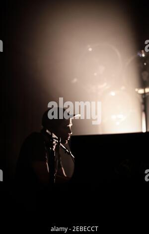 Patrick Watson live auf der Bühne in der Bush Hall in London Stockfoto