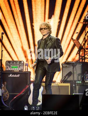 Mick Hucknall spielt live während des Music for Marsden Konzerts in der O2 Arena, Greenwich, London. Bilddatum: Dienstag, 3rd. März 2020. Bildnachweis sollte lauten: David Jensen Stockfoto