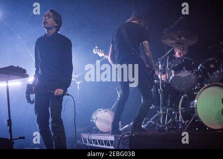 Jonas Bjerre, Leadsänger der dänischen Rockband Mew, im Roundhouse in London Stockfoto