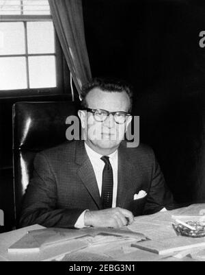 Fotografien der Mitarbeiter des Weißen Hauses. Sonderassistent des Präsidenten für Kongressbeziehungen Lawrence Ou0027Brien. White House, Washington, D.C. Stockfoto