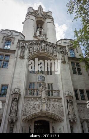 Fassade des Supreme Court-Gebäudes in der Stadt London, Großbritannien Stockfoto