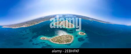 360 Panorama-Luftaufnahme der herzförmigen Insel Galesnjak in Dalamatia Kroatien Stockfoto