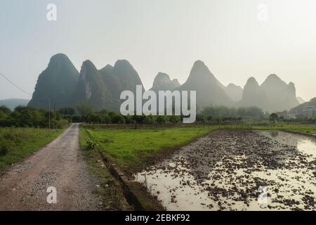 Foto des Karstgebirges in Yangshuo China Stockfoto