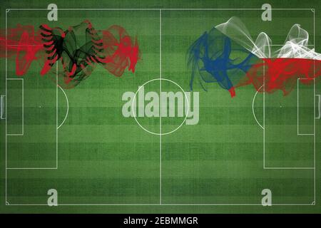 Albanien vs Tschechische Republik Fußballspiel, Nationalfarben, Nationalflaggen, Fußballplatz, Fußballspiel, Wettbewerbskonzept, Kopierraum Stockfoto