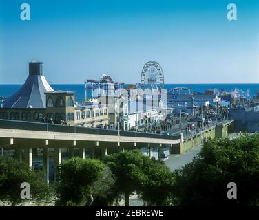 2001 HISTORISCHER SANTA MONICA PIER SANTA MONICA KALIFORNIEN USA Stockfoto