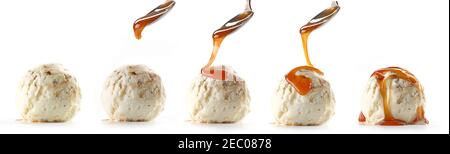 Eis mit Karamellsauce auf weißem Hintergrund isoliert Stockfoto