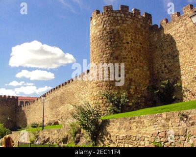 Blick auf die mittelalterliche und historische Burg von Plasencia, Caceres, Spanien Stockfoto