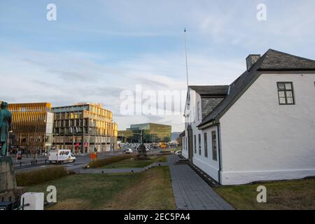 Reykjavik Island - November 1. 2019: Das Kabinett von Island und das Büro des Ministerpräsidenten Stockfoto