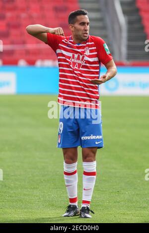 Granada, Spanien. Februar 2021, 13th. Angel Montoro von Granada CF während der spanischen Meisterschaft La Liga Fußballspiel zwischen Granada CF und Atletico de Madrid am 13. Februar 2021 im Nuevo los Carmenes Stadion in Granada, Spanien - Foto Irina R Hipolito / Spanien DPPI / DPPI / LiveMedia Kredit: Paola Benini/Alamy Live News Stockfoto