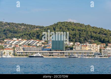 Split, Kroatien - 15. Aug 2020: Ostansicht der Altstadt von Split in Kroatien am frühen Morgen Stockfoto