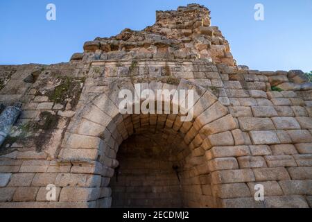 Merida römisches Theater Westtür. Eine der größten und umfangreichsten archäologischen Stätten in Europa. Extremadura, Spanien Stockfoto