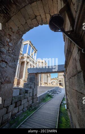 Merida römisches Theater Westtür. Eine der größten und umfangreichsten archäologischen Stätten in Europa. Extremadura, Spanien Stockfoto