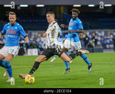 Neapel, Kampanien, Italien. Februar 2021, 13th. Während des italienischen Serie A Fußballmatches SSC Napoli gegen FC Juventus am 13. Februar 2021 im Diego Armano Maradona Stadion in Neapel.im Bild: Cristiano Ronaldo. Quelle: Fabio Sasso/ZUMA Wire/Alamy Live News Stockfoto