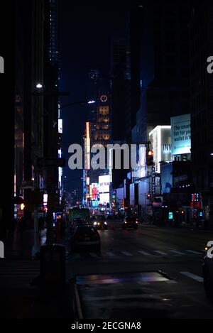 Times Square, New York. Im Epizentrum von Manhattan an der Kreuzung von 42nd Street und 7th Avenue. Stockfoto