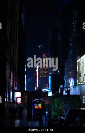 Times Square, New York. Im Epizentrum von Manhattan an der Kreuzung von 42nd Street und 7th Avenue. Stockfoto