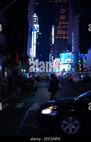 Times Square, New York. Im Epizentrum von Manhattan an der Kreuzung von 42nd Street und 7th Avenue. Stockfoto