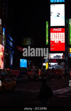 Times Square, New York. Im Epizentrum von Manhattan an der Kreuzung von 42nd Street und 7th Avenue. Stockfoto