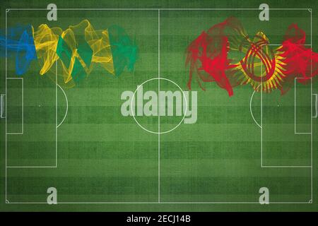 St. Vincent und die Grenadinen gegen Kirgisistan Fußballspiel, Nationalfarben, Nationalflaggen, Fußballplatz, Fußballspiel, Wettbewerbskonzept, Kopie s Stockfoto
