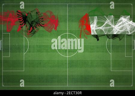 Albanien vs Vereinigte Arabische Emirate Fußballspiel, Nationalfarben, Nationalflaggen, Fußballplatz, Fußballspiel, Wettbewerbskonzept, Kopierraum Stockfoto