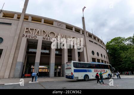 Sao Paulo Municipal Stadium & Football Museum in Praca Charles Miller, Estadio do Pacaembu, Sao Paulo, Brasilien. Das Stadion ist auch umgangssprachlich Stockfoto