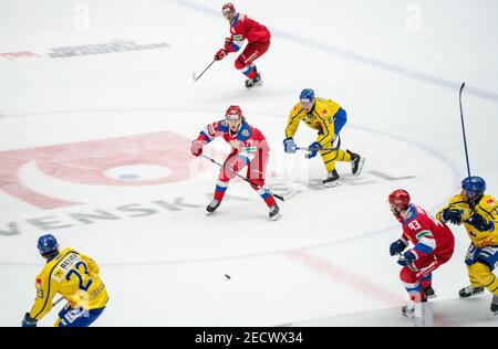 Malmoe, Schweden. Februar 2021, 13th. Vitali Kravtsov (74) von Russland in der Beijer Hockey Games 2021 Spiel zwischen Schweden und Russland in der Malmoe Arena in Malmoe gesehen. (Foto Kredit: Gonzales Foto/Alamy Live News Stockfoto