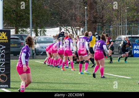 Surrey, Großbritannien. Februar 2021, 13th. Blitzschlag bei 5m Linien während des Allianz Premier 15s Spiels zwischen Harlequins Women und Loughborough Lightning in Cobham, Surrey, England. Kredit: SPP Sport Presse Foto. /Alamy Live Nachrichten Stockfoto