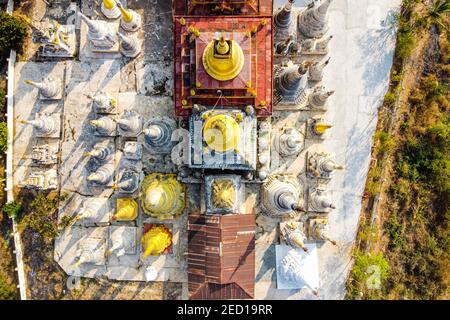 Luftaufnahme der Tharkong-Pagode, südlicher Inle-See, Shan-Staat, Myanmar, Nyaungshwe Township, Shan-Staat, Myanmar Stockfoto