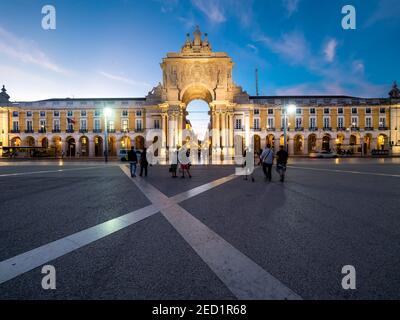 Handelsplatz, Praca do Comercio, Triumphbogen Arco da Rua Augusta, Lissabon, Portugal Stockfoto