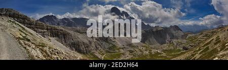 Panoramablick in die Dolomiten Stockfoto