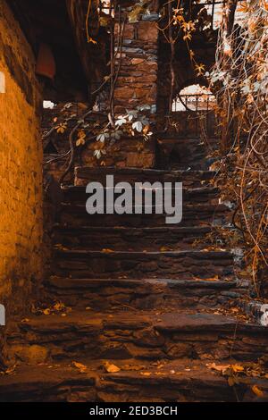Treppe zu den Klassenzimmern in Nesin Math Village Stockfoto