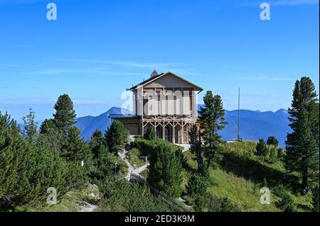 Ein Weg, der zum Königshaus auf Schachen vom König führt Ludwig II Stockfoto