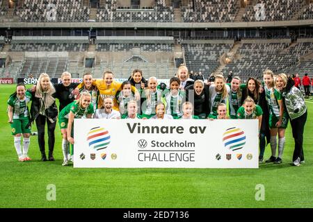 Stockholm, Schweden. Februar 2021, 14th. Hammarby nach dem Sieg im Finale der Volkswagen Stockholm Challenge zwischen Hammarby und Brommapojkarna in der Tele2 Arena in Stockholm, Schweden Credit: SPP Sport Press Photo. /Alamy Live Nachrichten Stockfoto